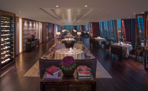 London Luxury Hotel for Lavish Stay