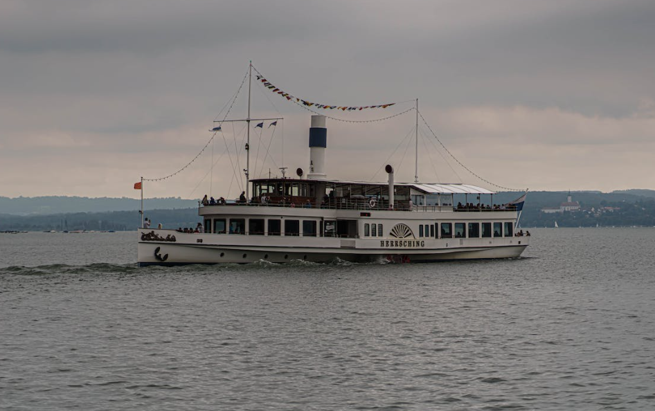 See Lake Windermere