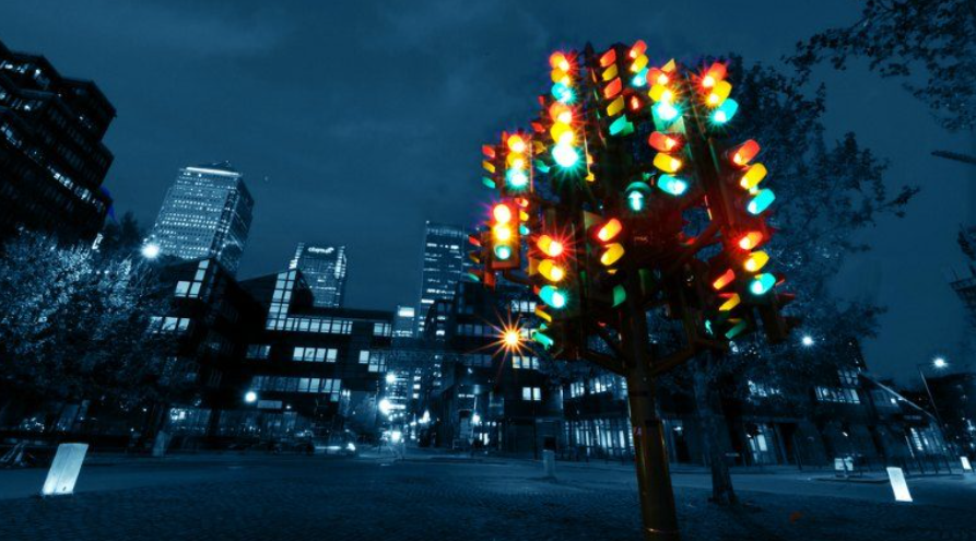THE TRAFFIC LIGHT TREE