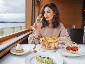 Dinner at cruises