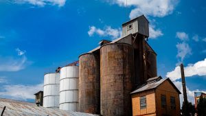 Advantages of power plants