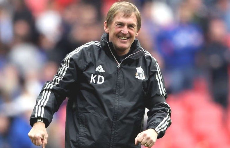 Kenny Dalglish Net Worth & Earnings Breakdown – How He Built His Wealth